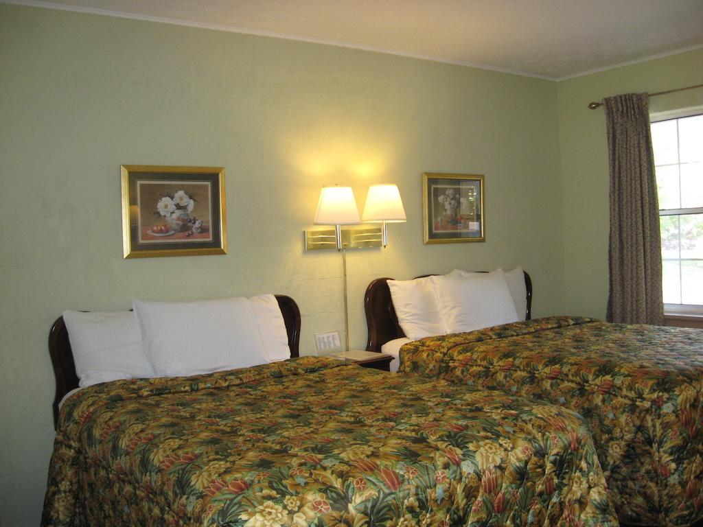 White Columns Motel Pine Mountain  Cameră foto